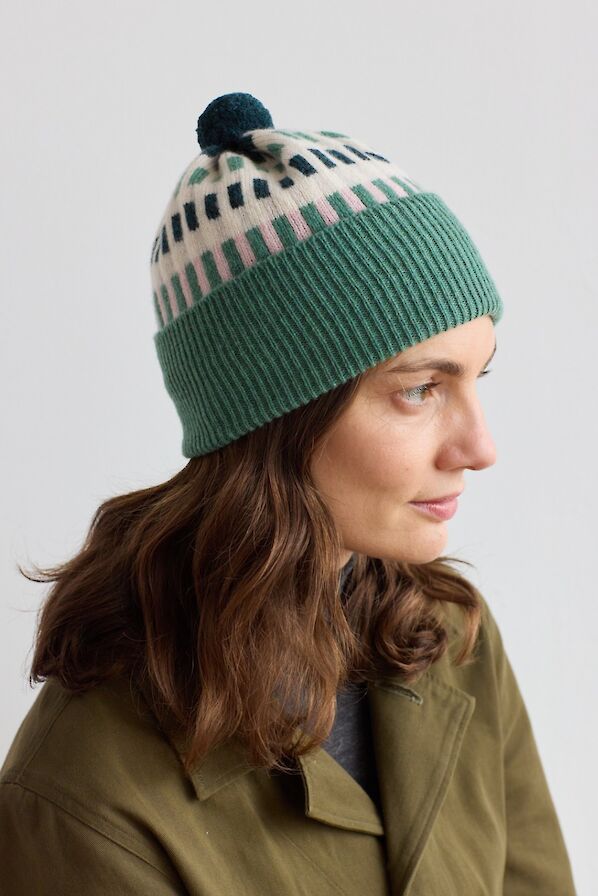Hilary Grant Harbour pom hat in willow and seashell.