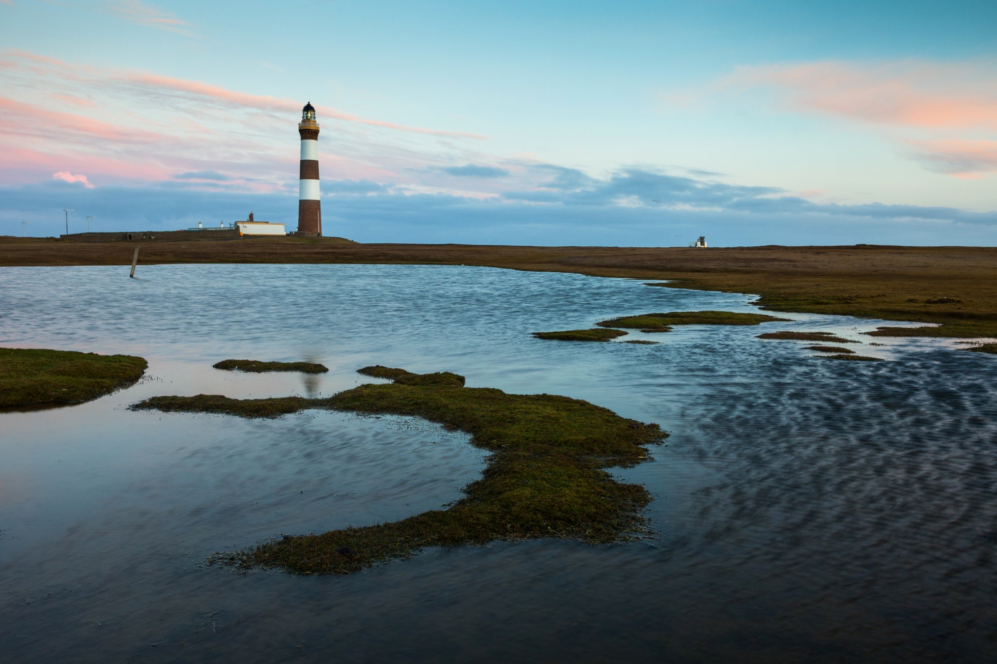 North Ronaldsay Lighthouse - image by Premysl Fojtu