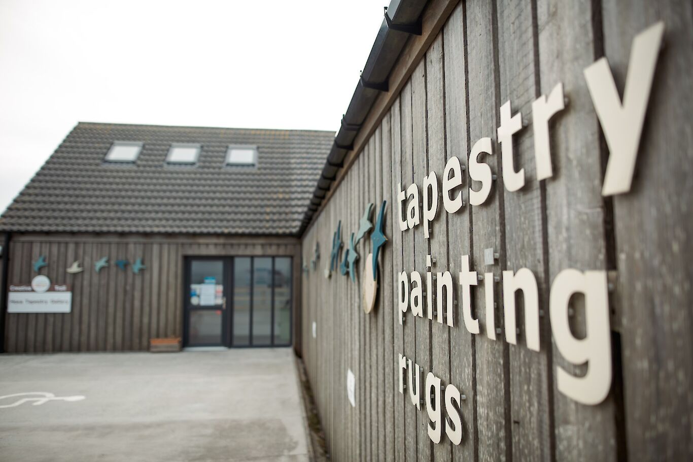 Getting ready Hoxa Tapestry Gallery