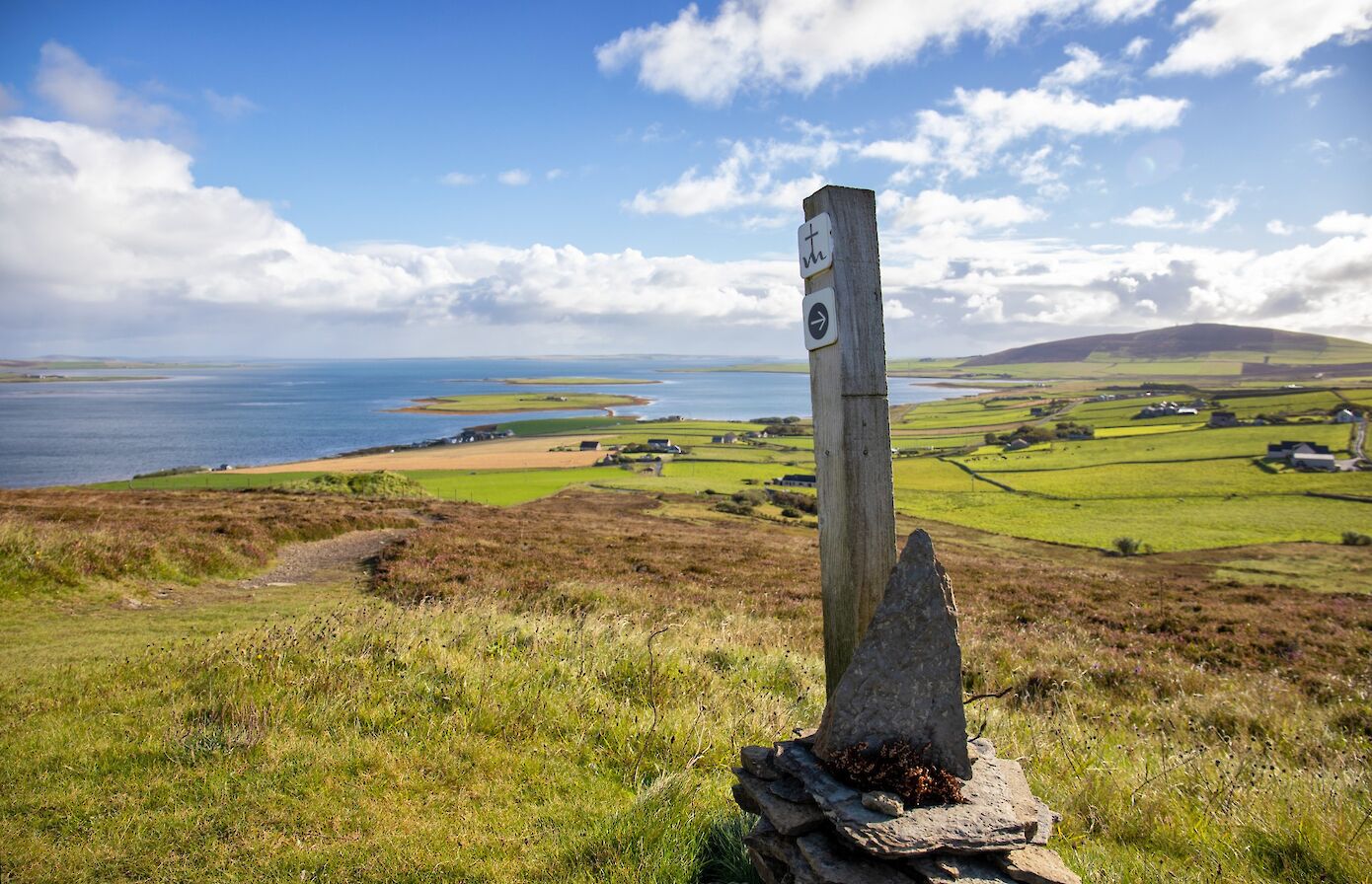St Magnus Way waymarker on Cuween Hill, Orkney - image by Iain Knox