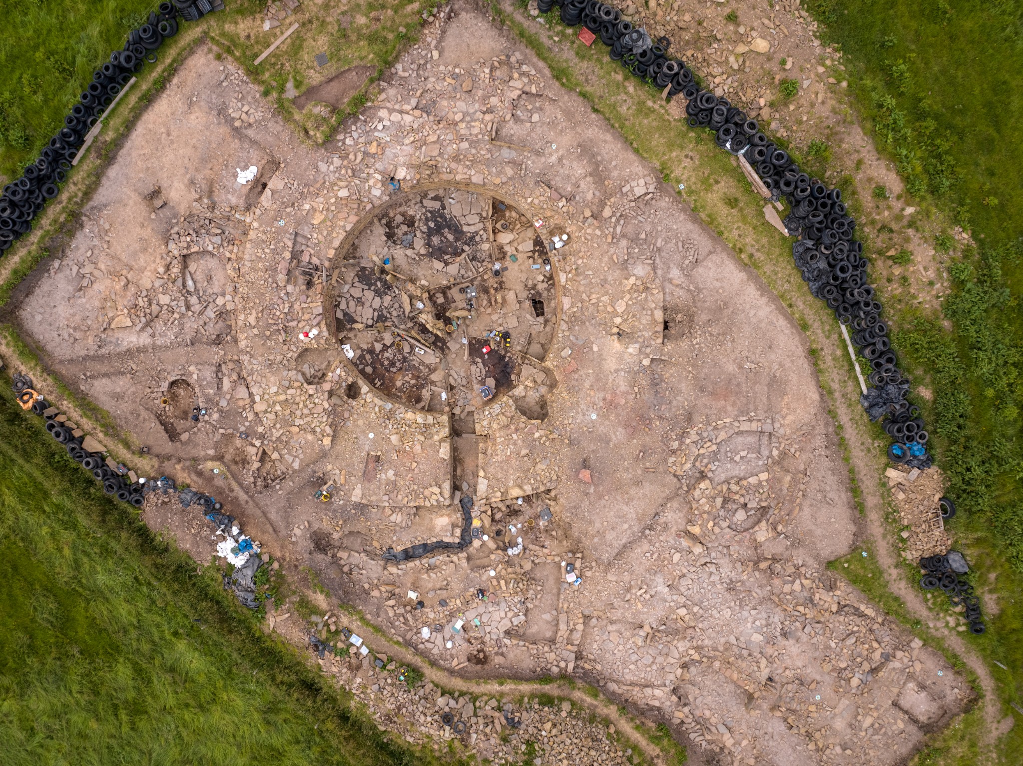 Looking down on The Cairns excavation, Orkney